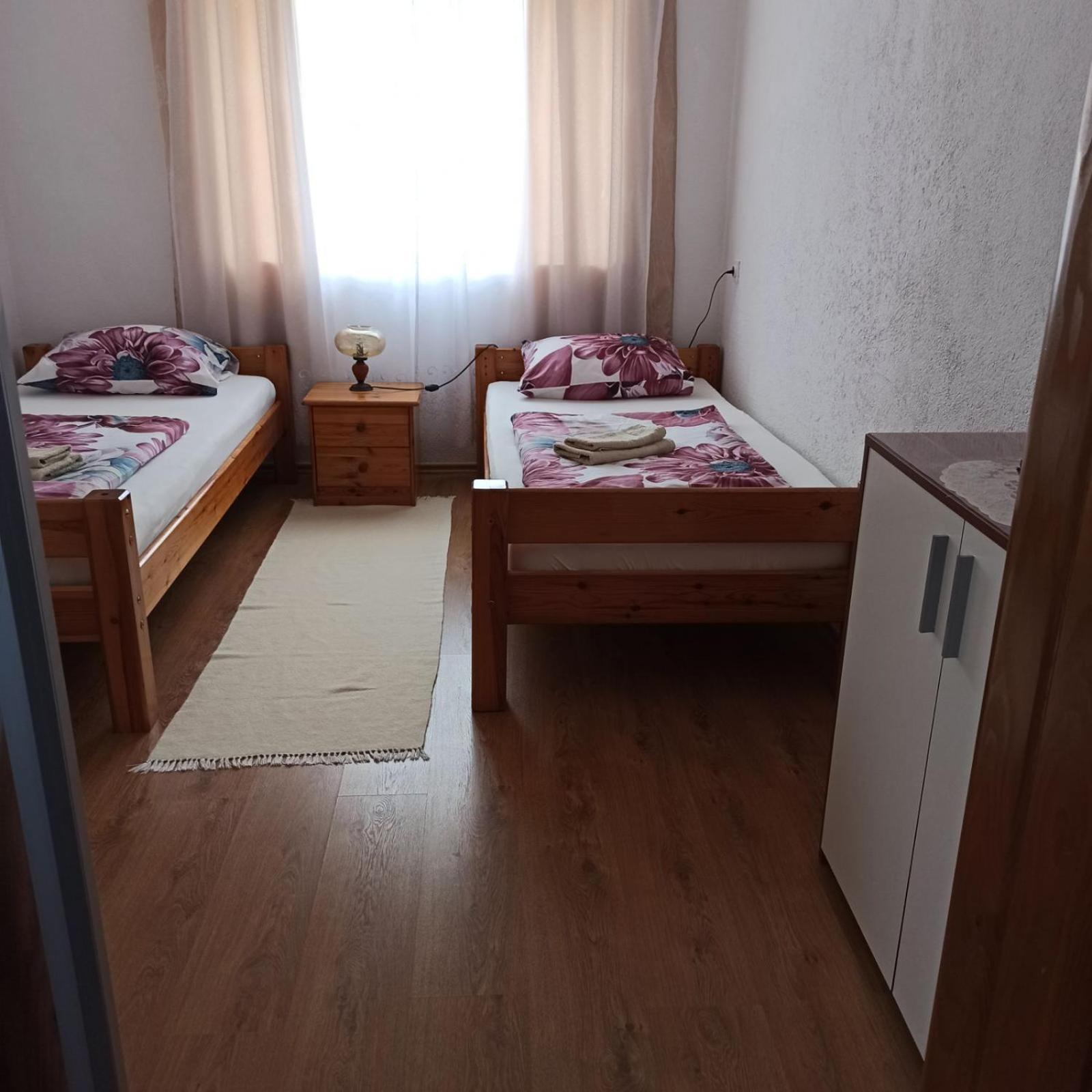 Apartman Adna 库伦瓦库夫 外观 照片